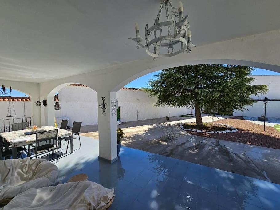 La Casa Del Arbol Vila Fuentiduena de Tajo Exterior foto